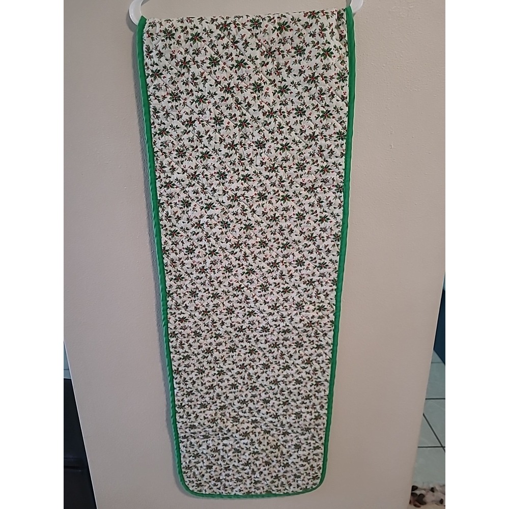 Vtg Christmas Table Runner Handmade Machine Quilted 91"X16.25" Green Red Holly - Picture 3 of 8